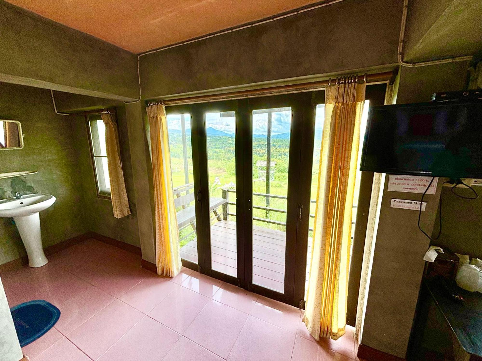 Pai Kiang Fa Hotel Exterior photo